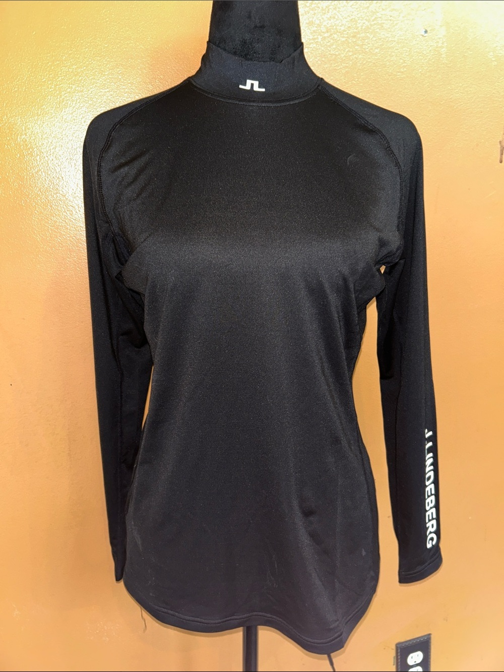 J.Lindeberg Black Long-Sleeve Mock Neck Performance Top